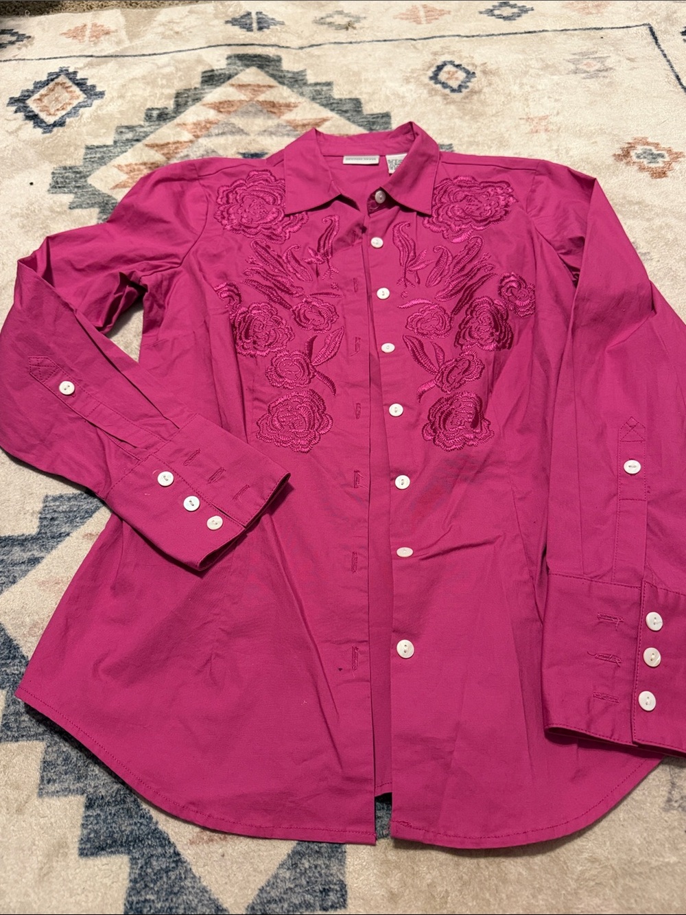 VTG Newport News Magenta Embroidered Button Down Shirt Blouse Cotton Blend 6P